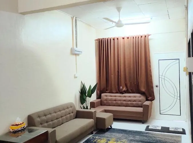 Yomie\'S Homestay Murah Besut