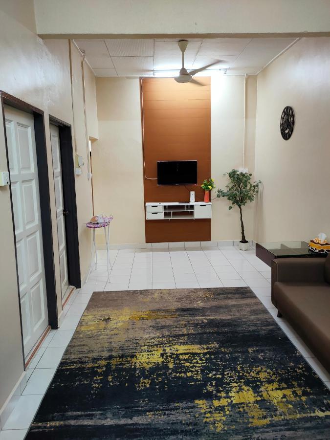 Yomie's Murah Besut Holiday home *